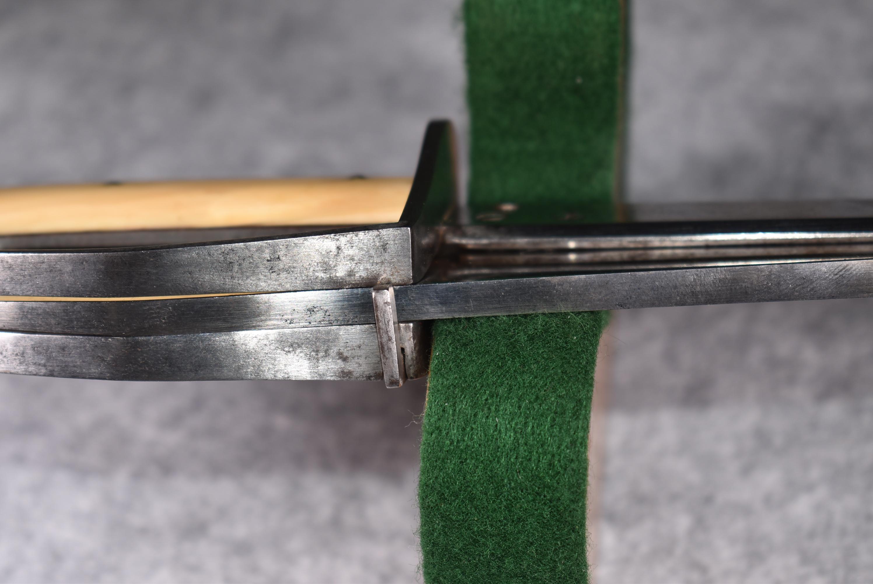 Arnould Namur – Folding Sword/Bowie Knife