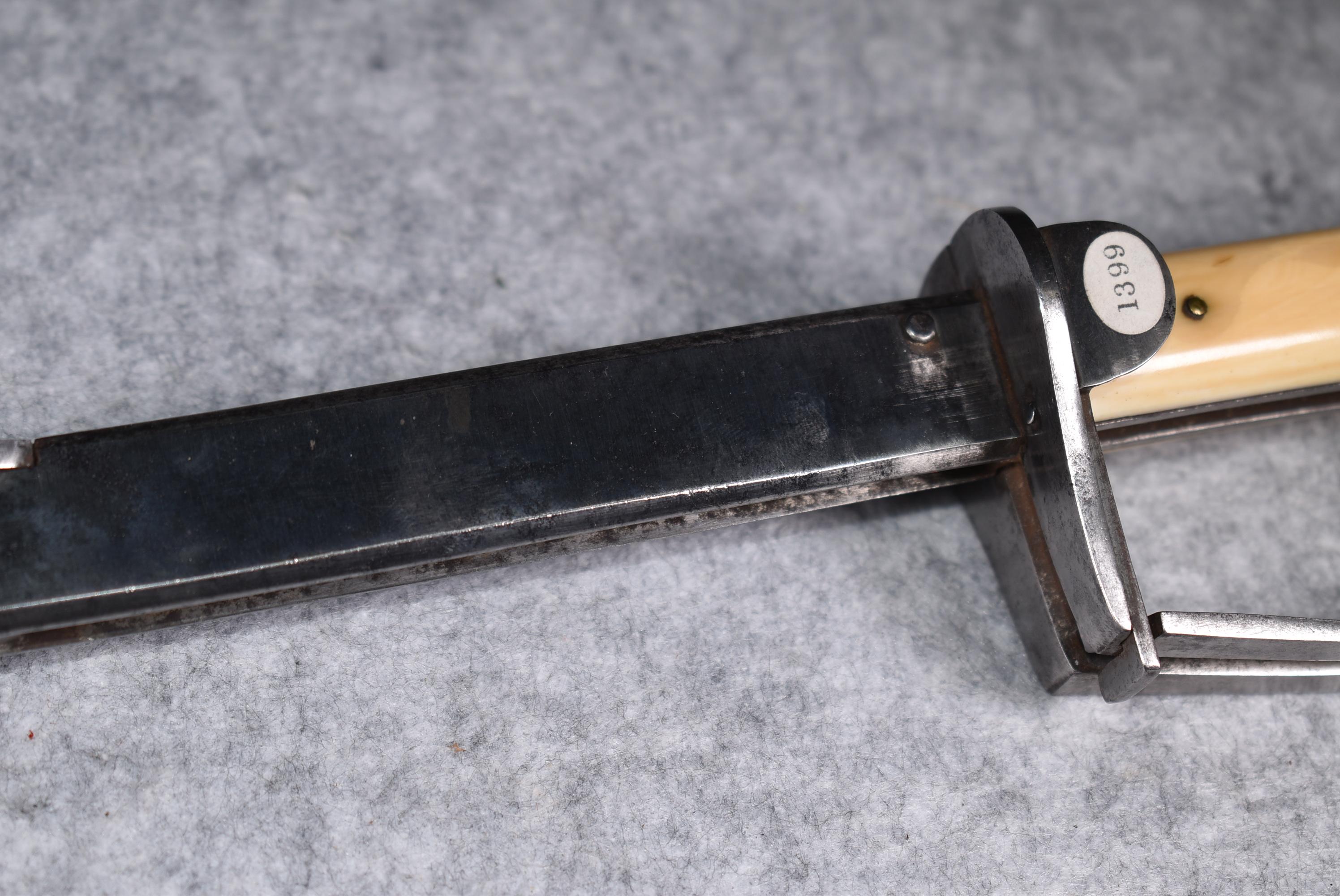 Arnould Namur – Folding Sword/Bowie Knife