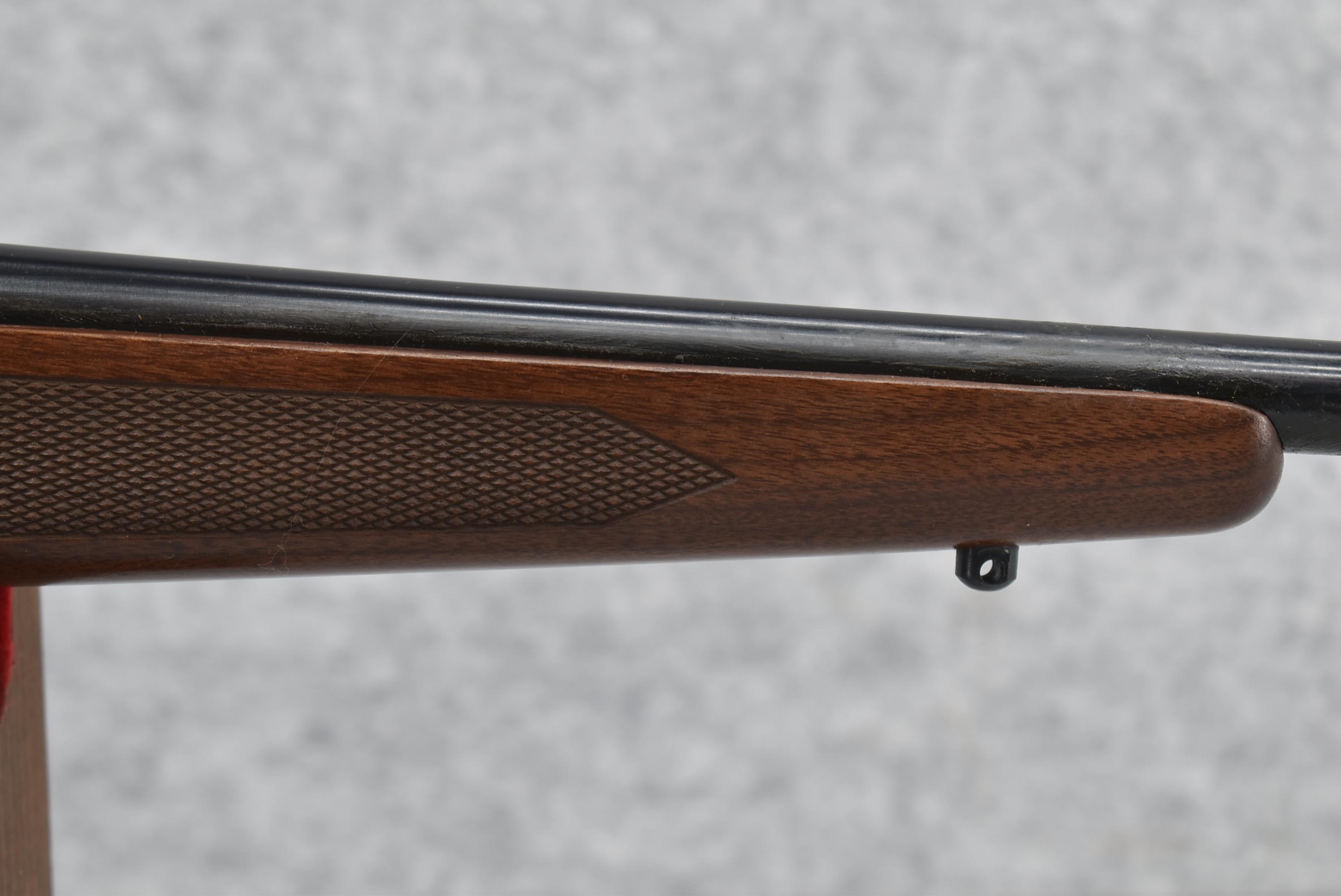 Winchester – Mod. 70 Lightweight Carbine – 22-250 Rem. Cal. Bolt Action Rifle