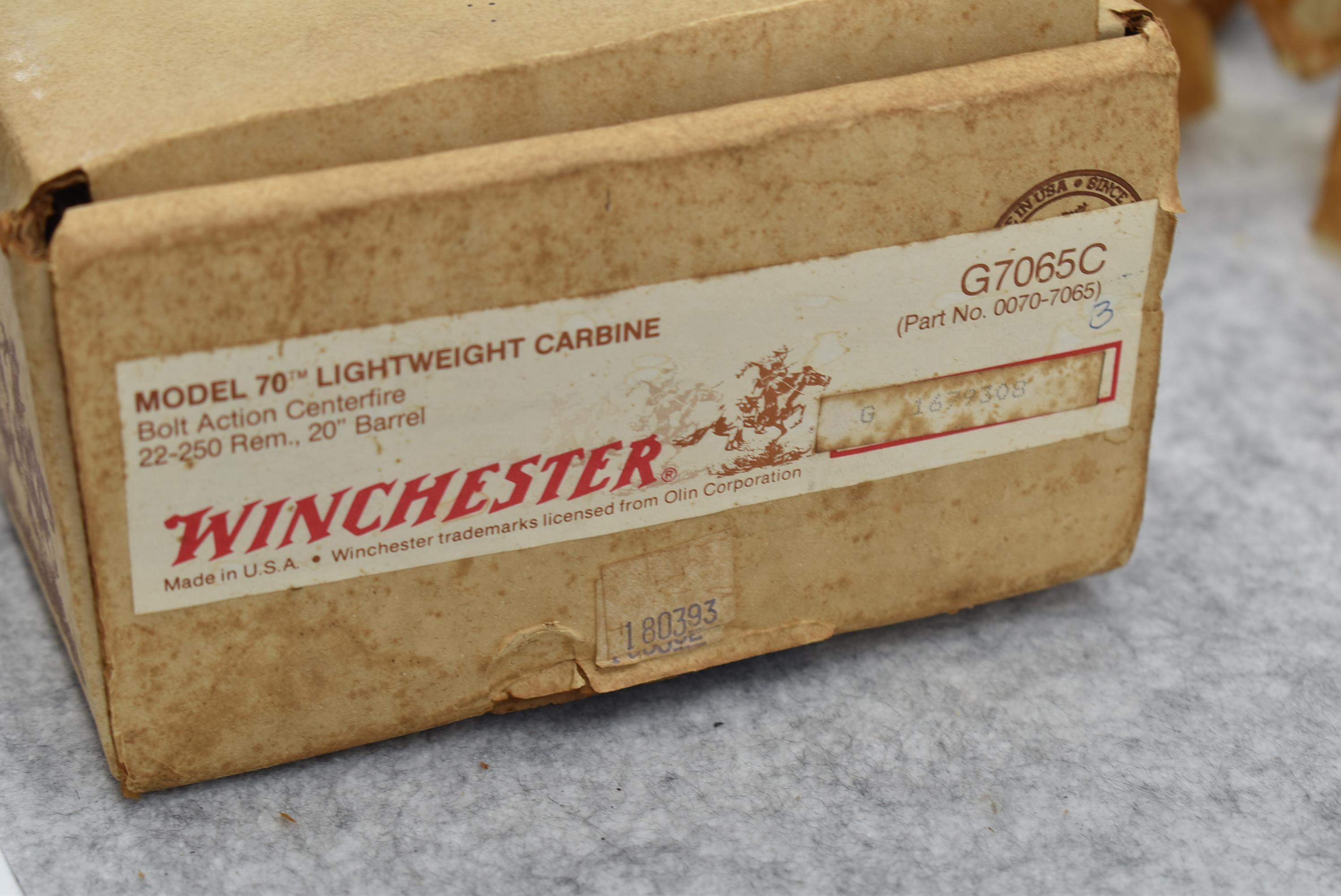 Winchester – Mod. 70 Lightweight Carbine – 22-250 Rem. Cal. Bolt Action Rifle