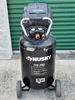 HUSKY C303-H PORTABLE AIR COMPRESSOR