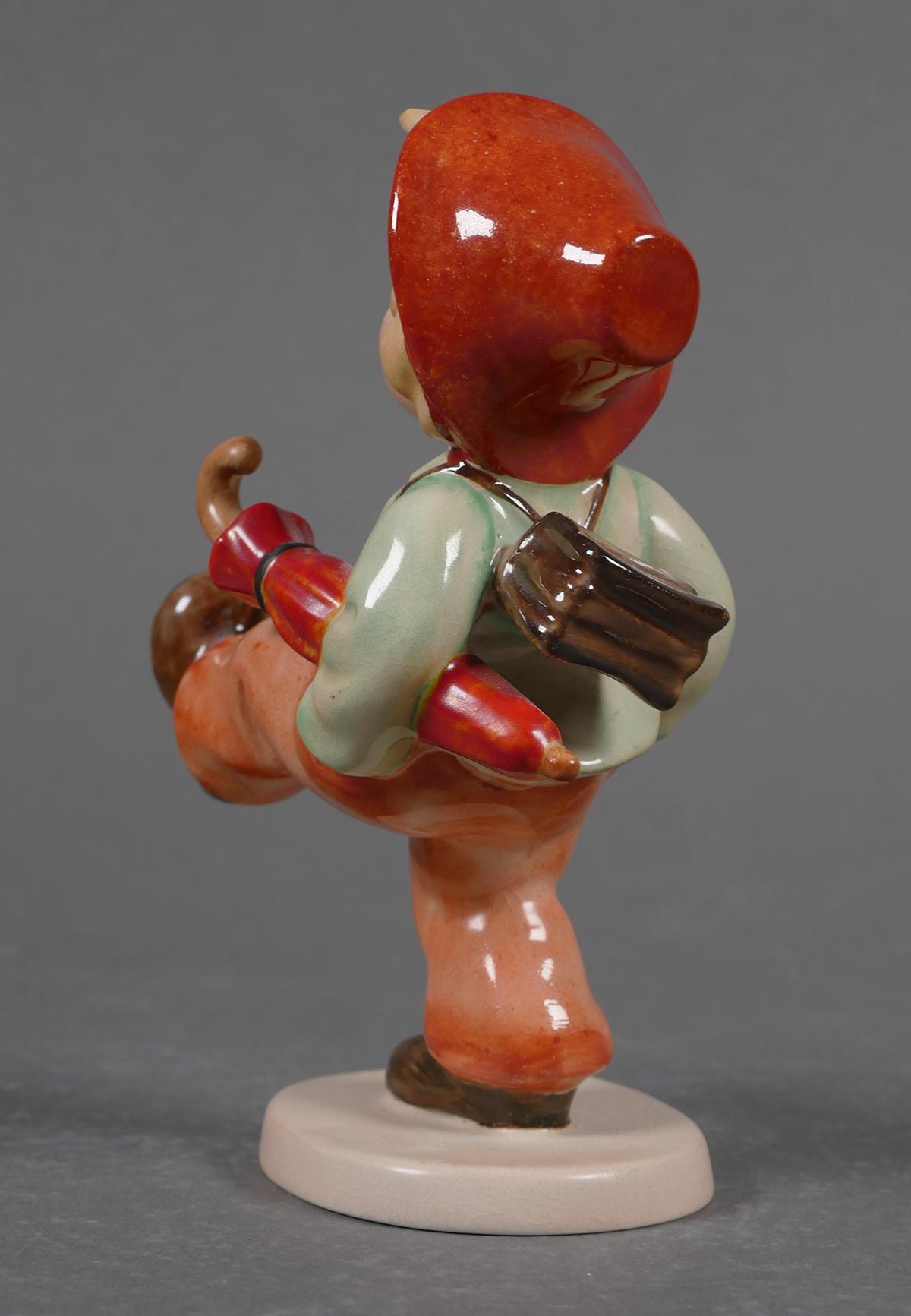 Hummel GLOBE TROTTER 913 Beswick War Time