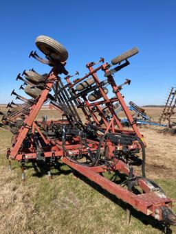 Case-IH Tigermate II c-shank Cult, apx 28'