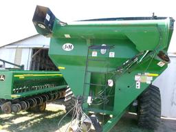 J & M 875 Grain Cart, #140117