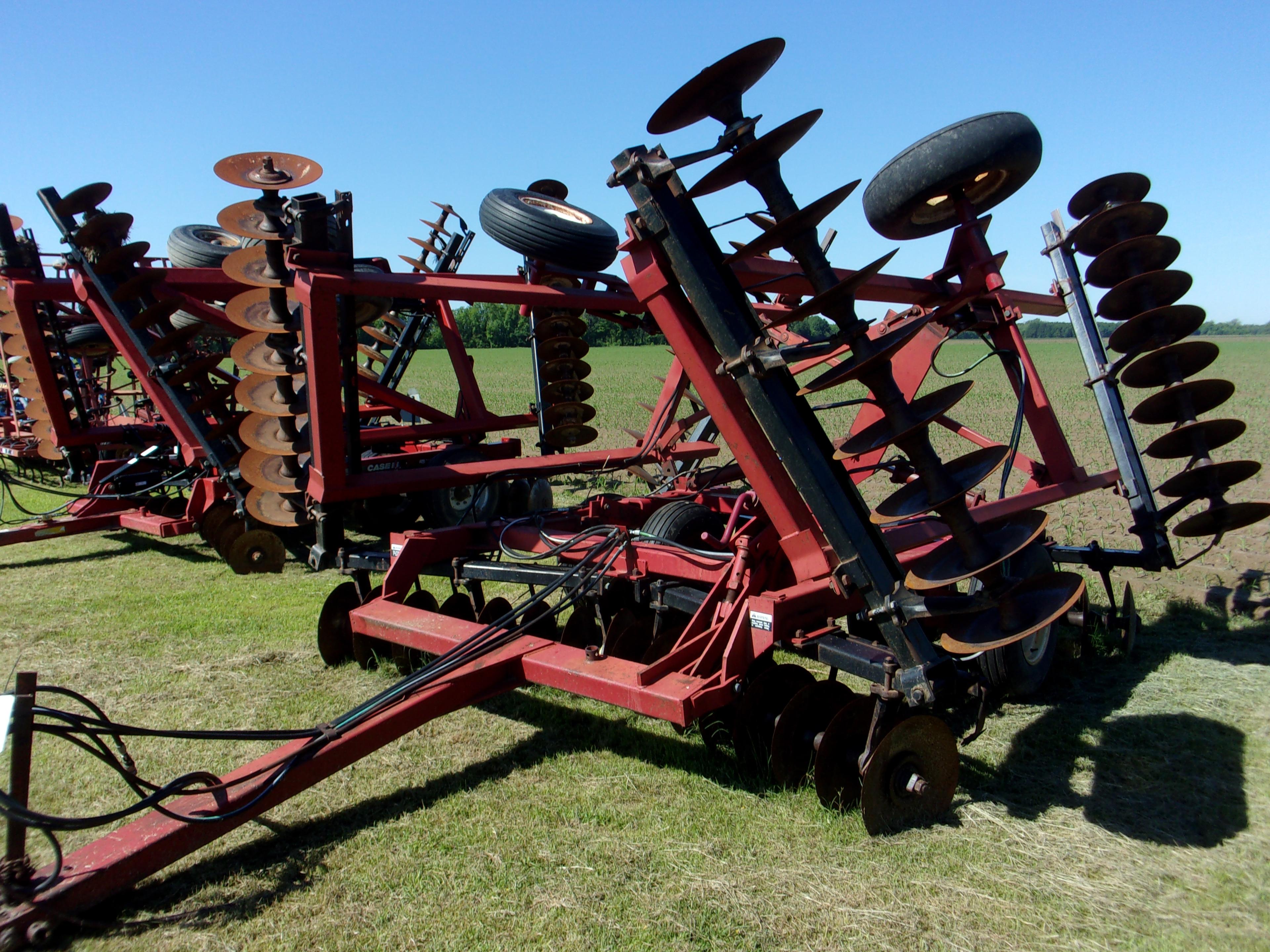 Case-IH 496 apx 28' 9" Spacing Disc, #9909