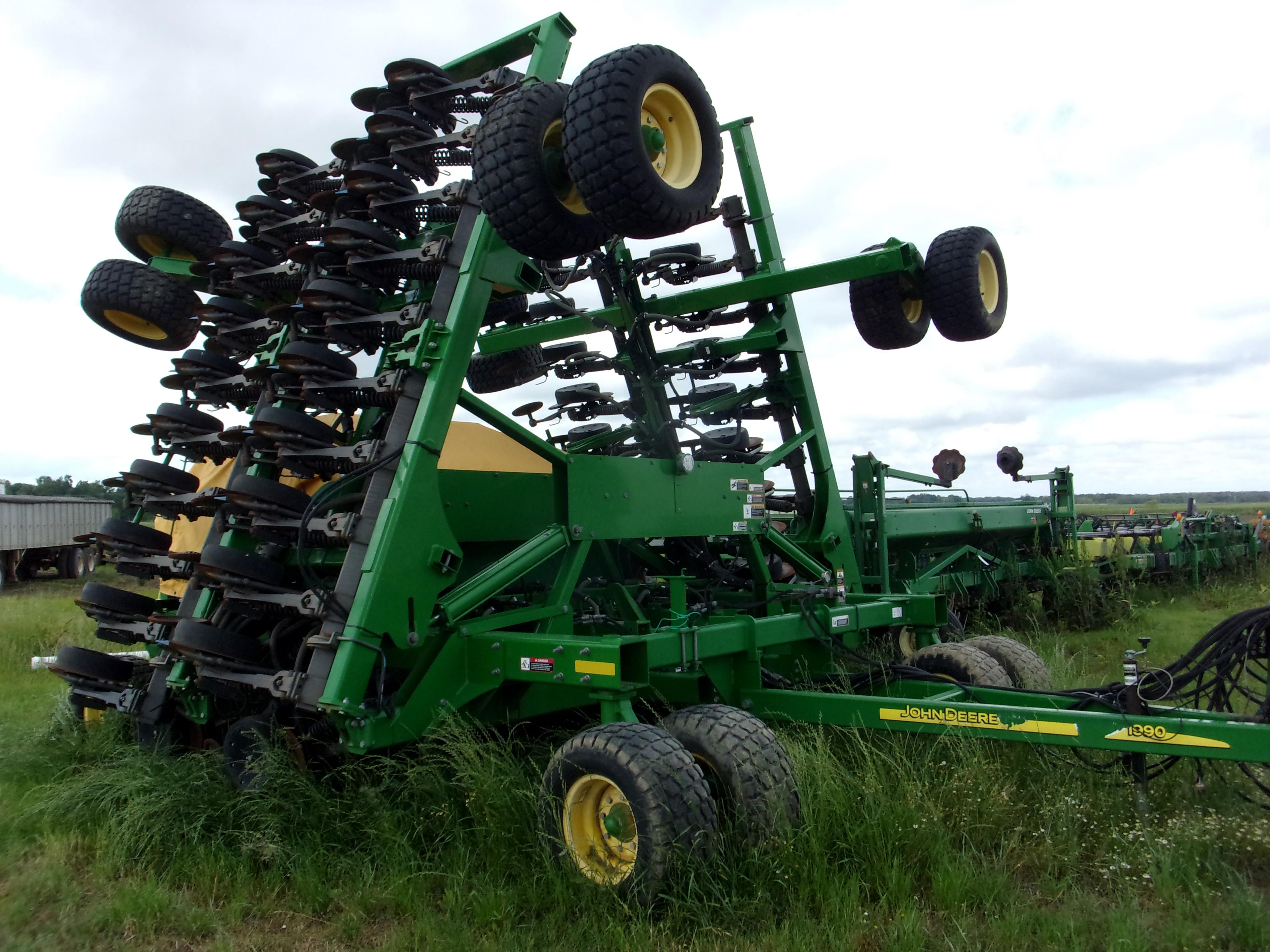 John Deere 1990 apx 40' Air Drill w/CCS Seed Metering System, #755428