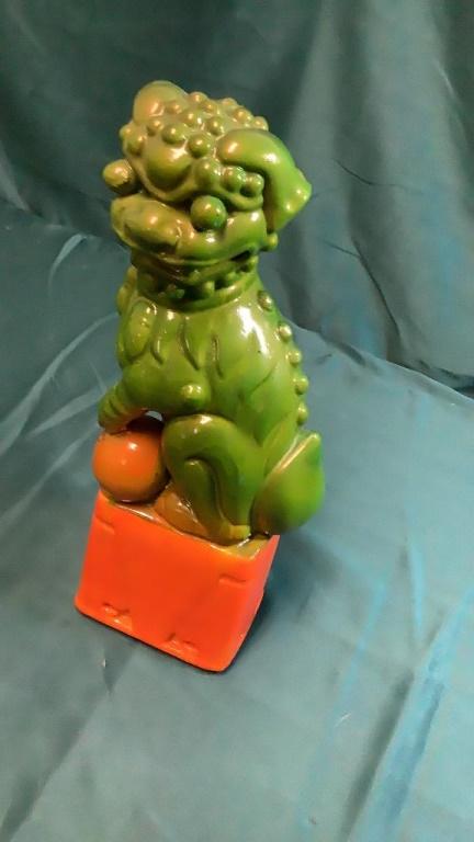 FOO DOG STATUE