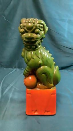 FOO DOG STATUE