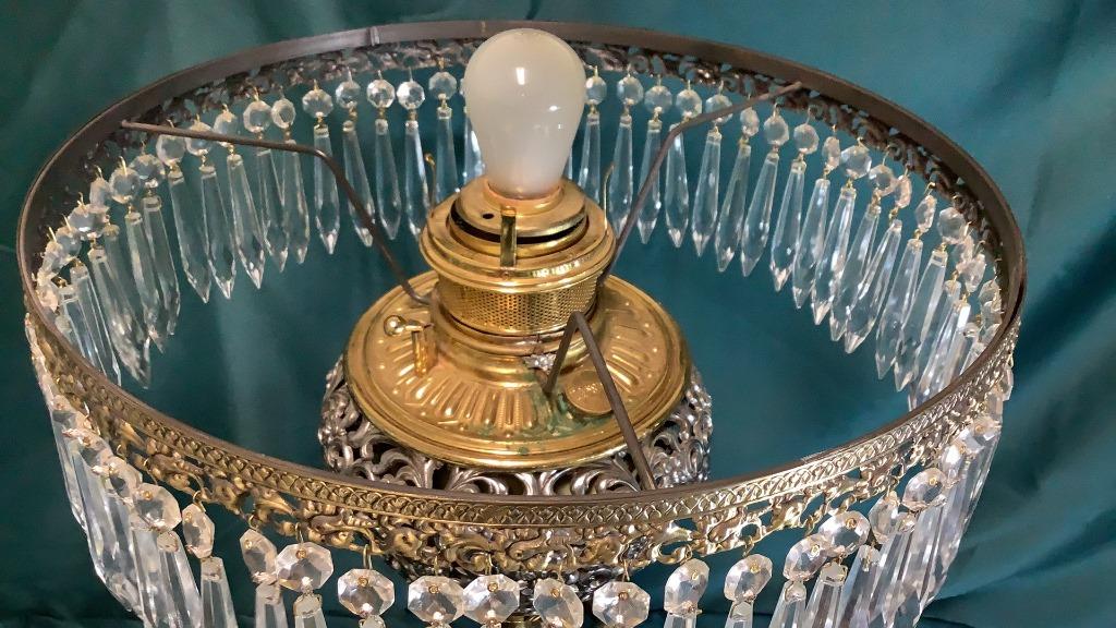 ANTIQUE B&H CHERUB LUSTER LAMP