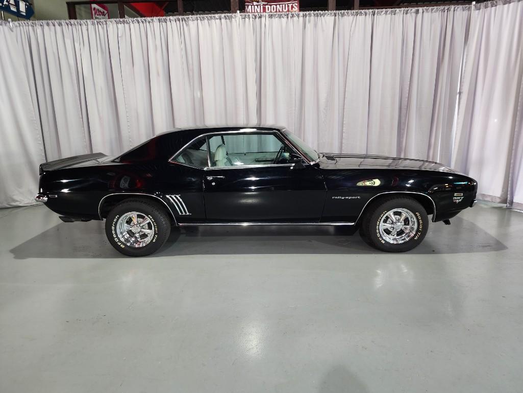 1969 Chevrolet Camaro Coupe RS