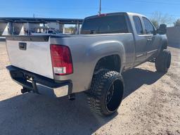 Lifted 2008 GMC Sierra ext cab