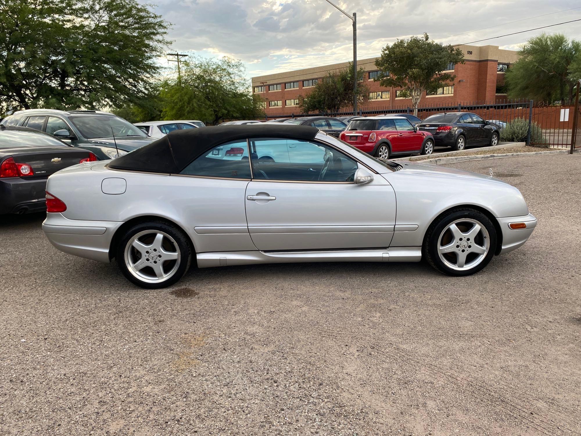 2003 Mercedes-Benz CLK-Class