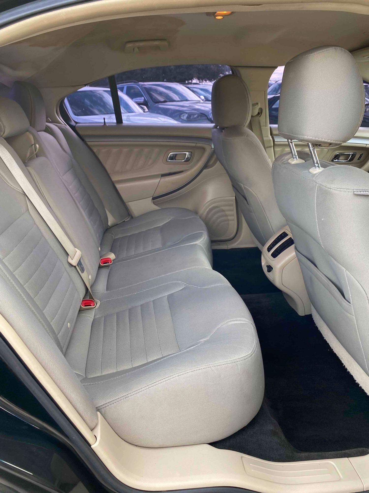 2014 Ford Taurus