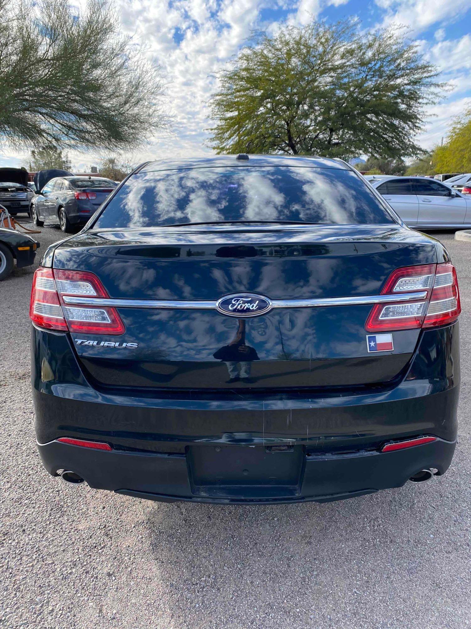 2014 Ford Taurus