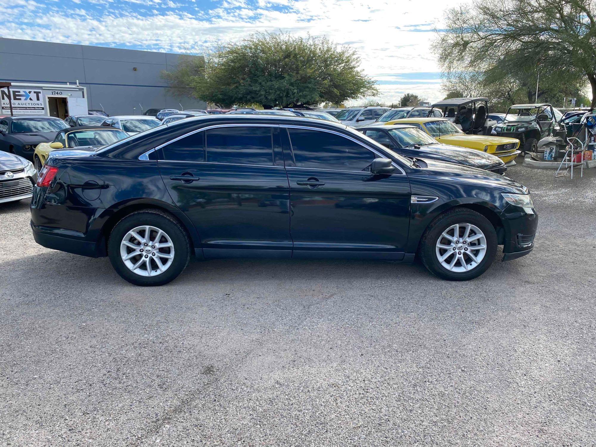 2014 Ford Taurus