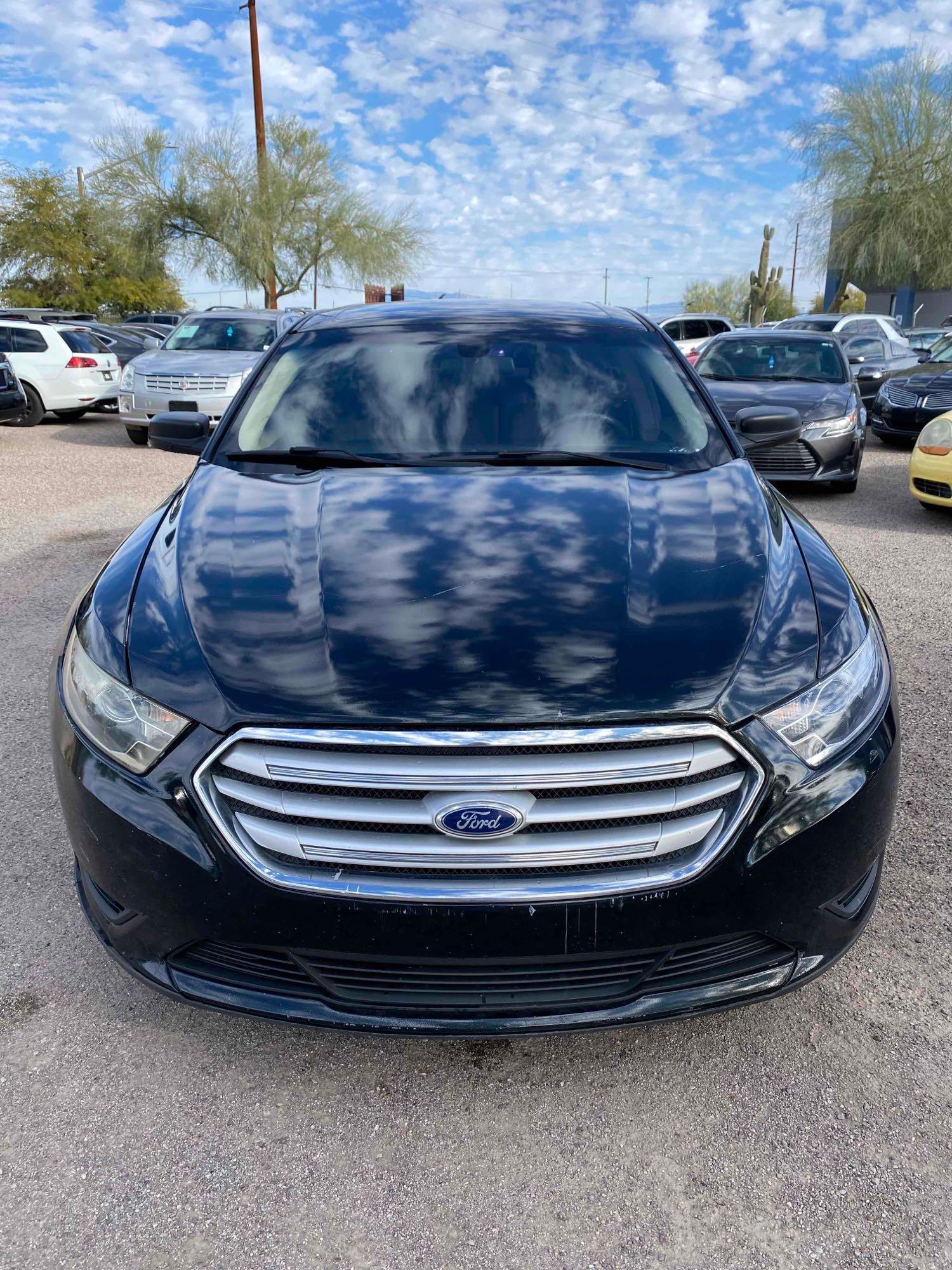 2014 Ford Taurus