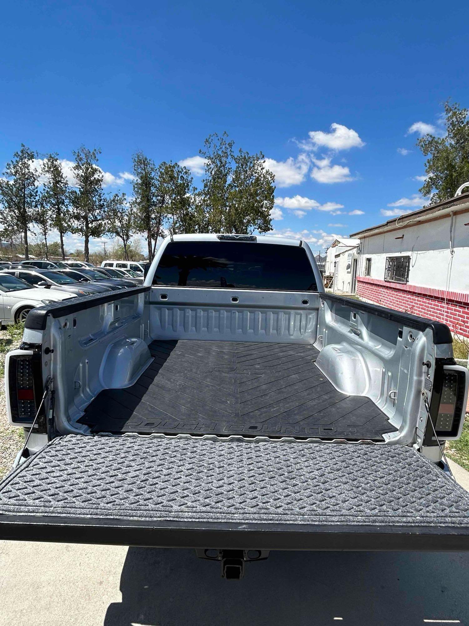 2013 Chevrolet Silverado 2500 HD Pickup Truck