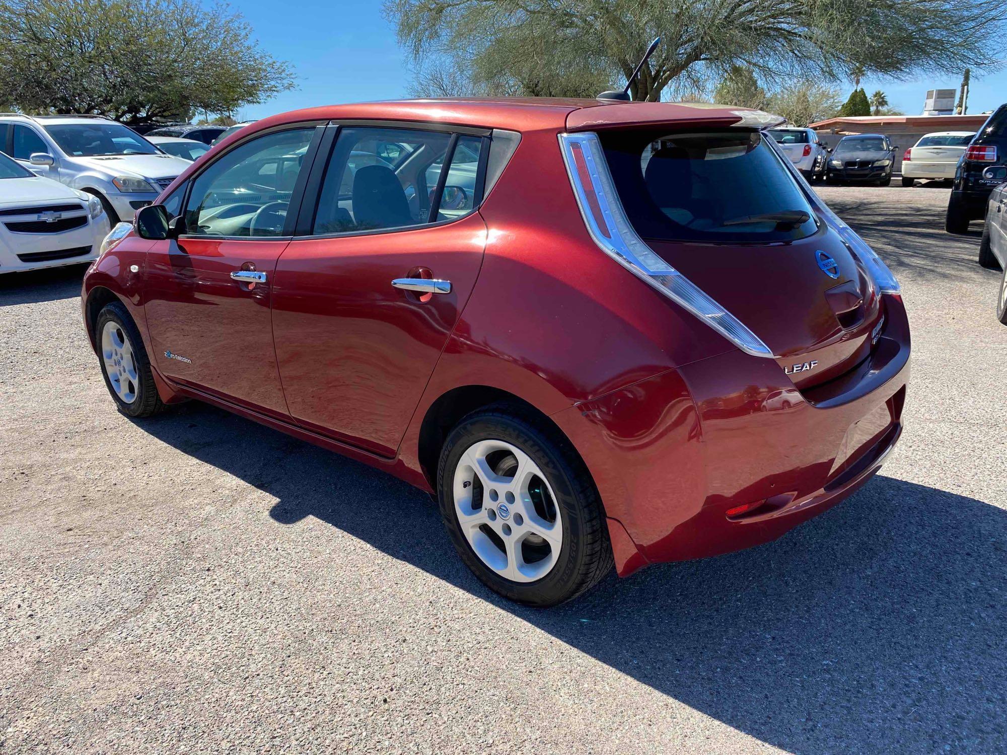 2011 Nissan LEAF