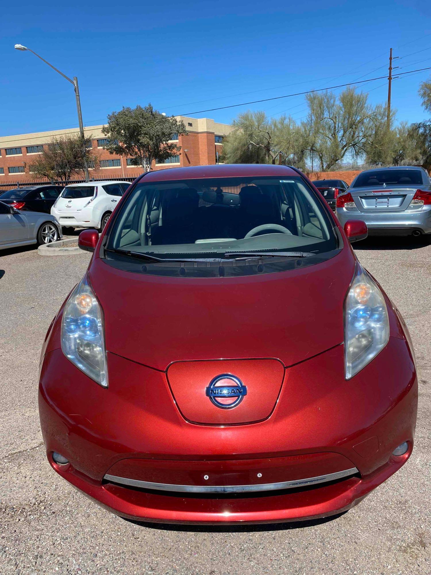 2011 Nissan LEAF