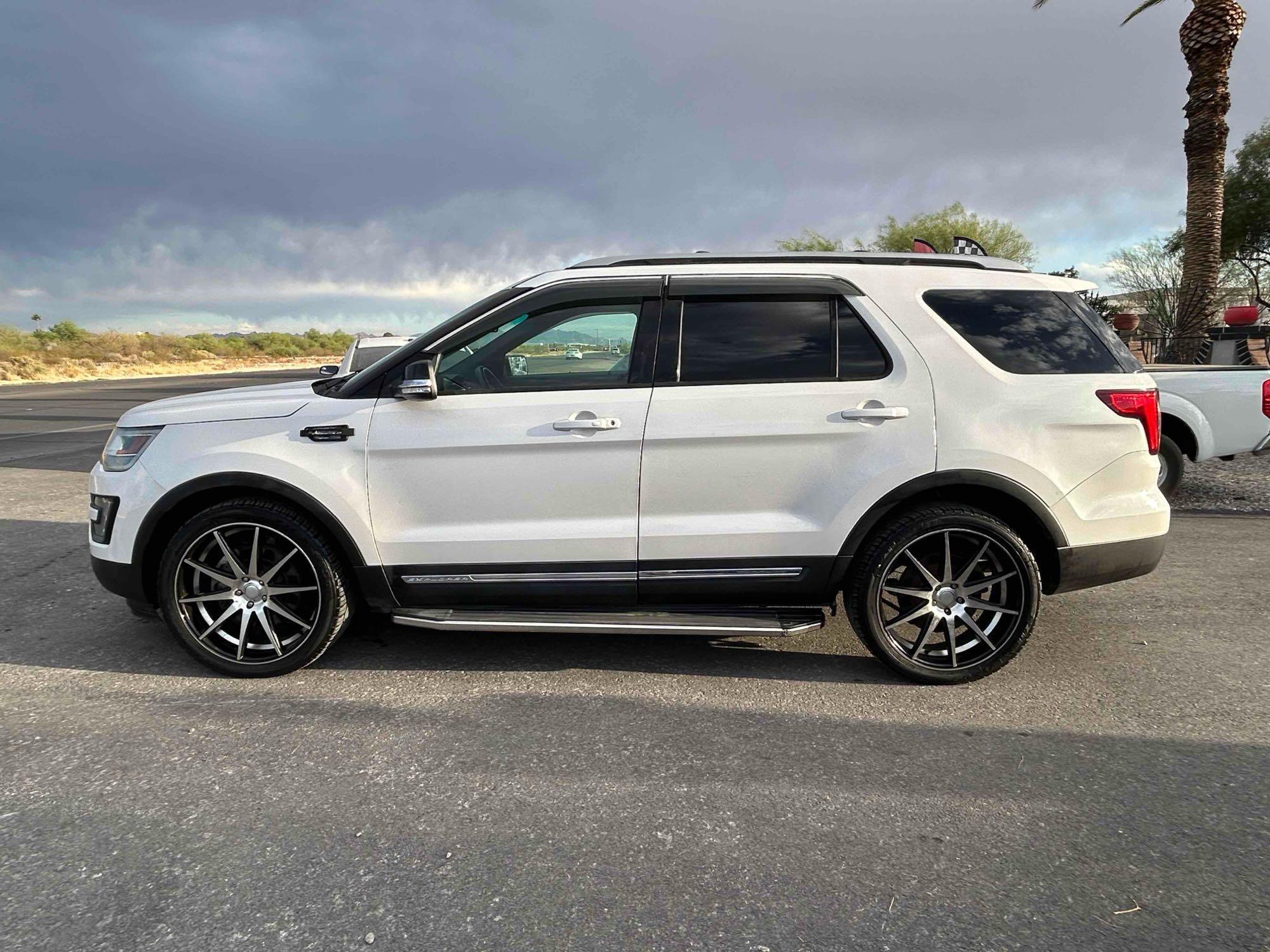 2016 Ford Explorer