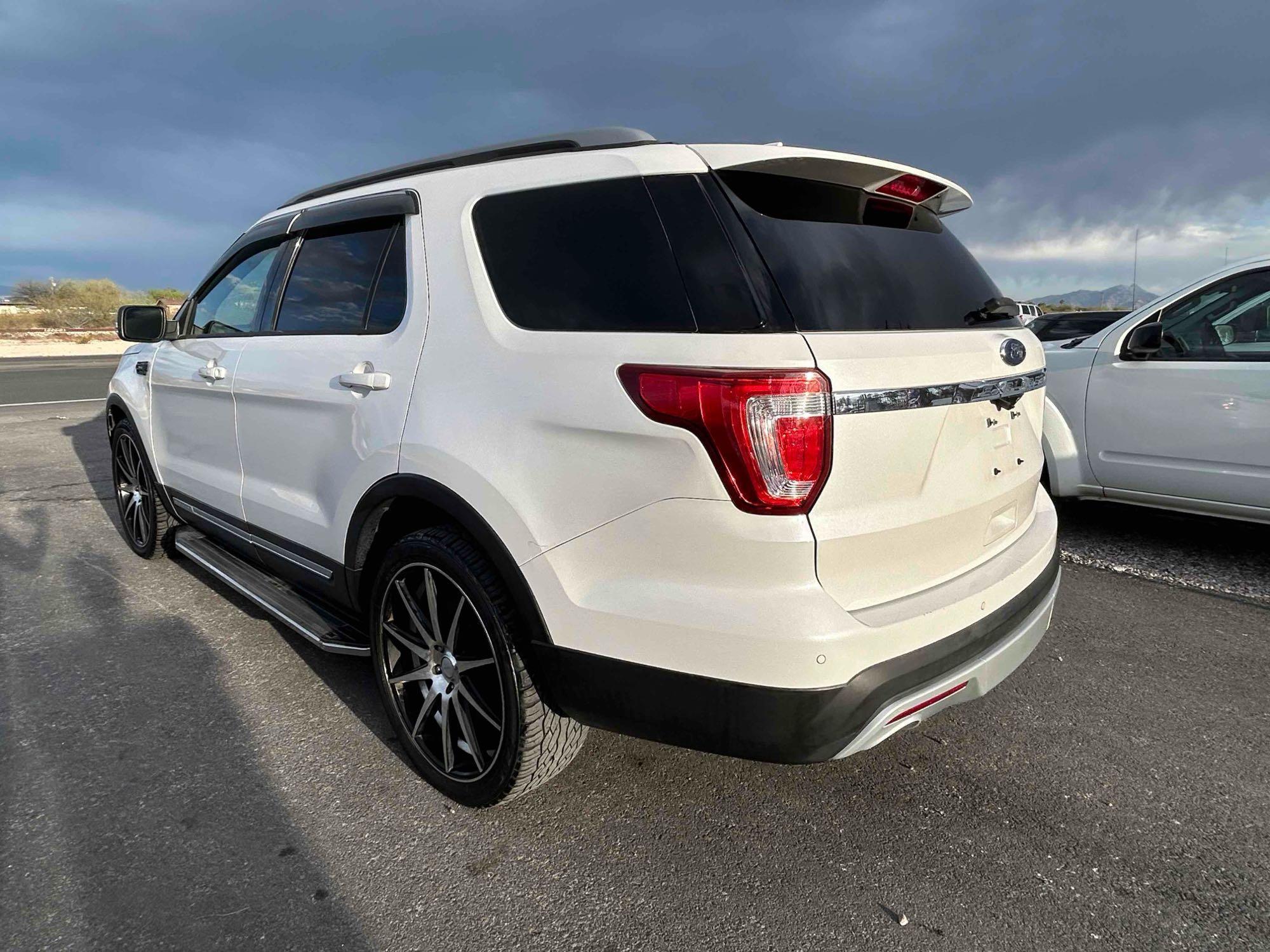 2016 Ford Explorer