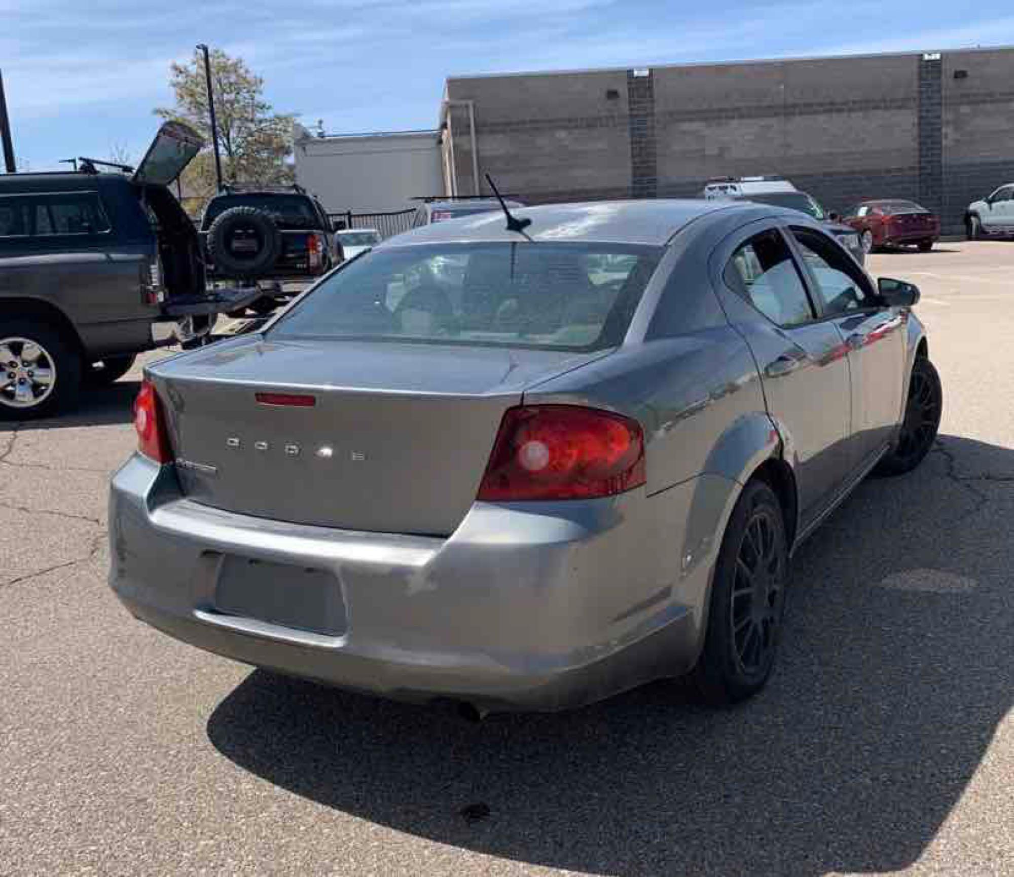 2013 Dodge Avenger