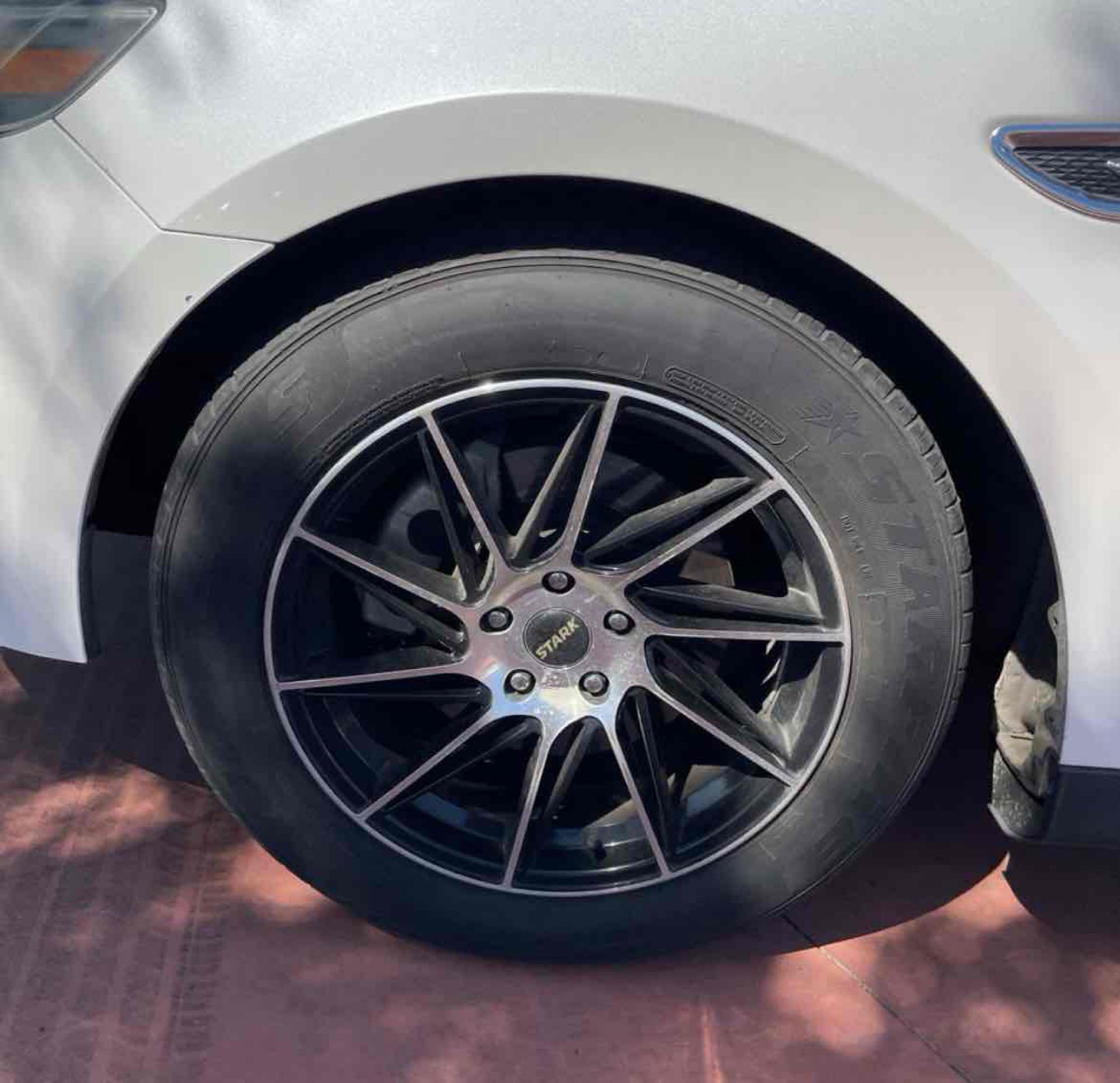 2015 Ford Taurus