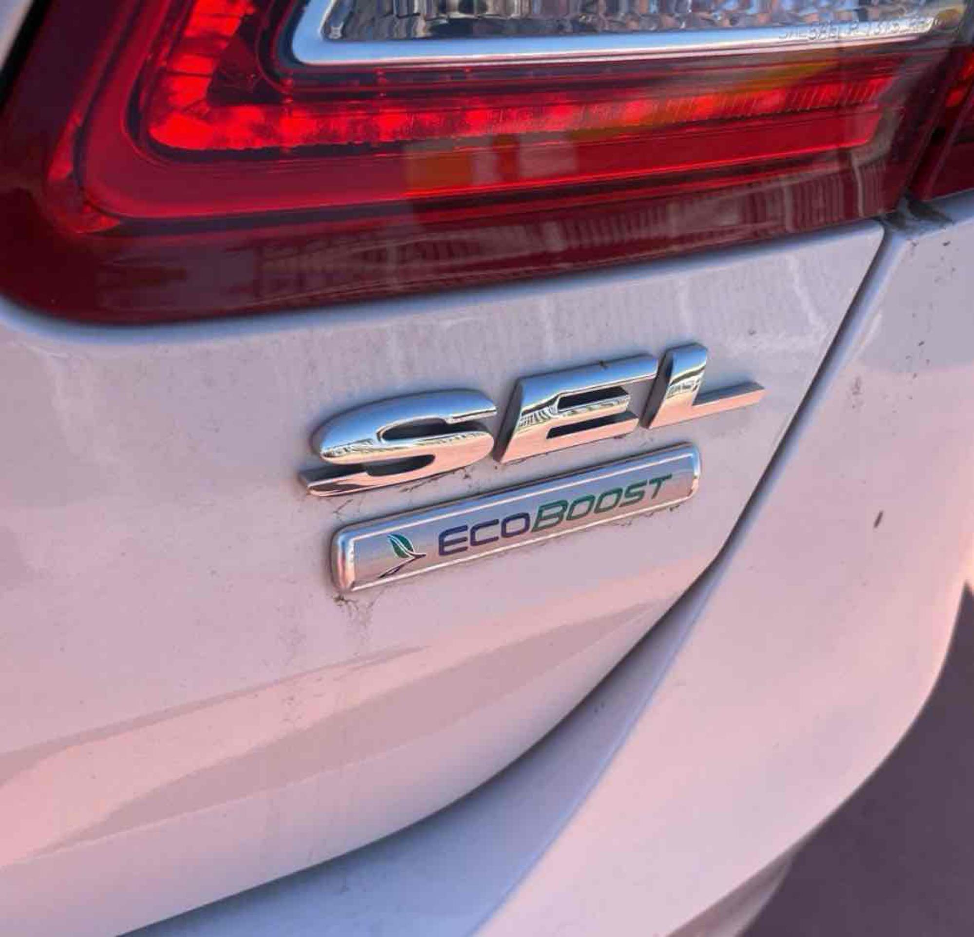 2015 Ford Taurus