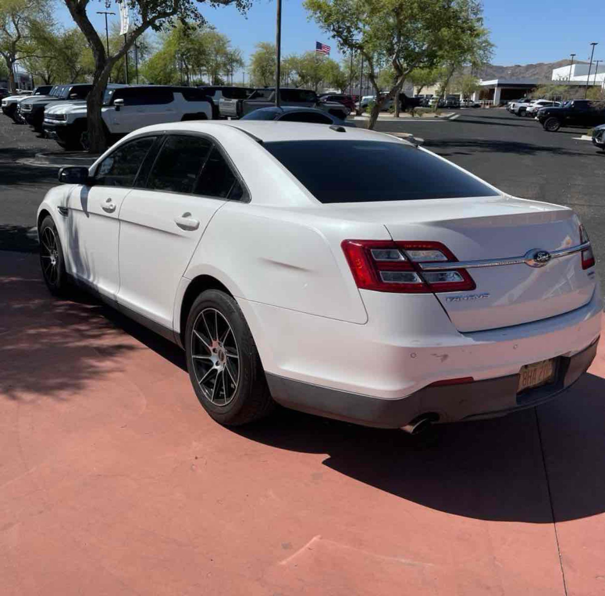 2015 Ford Taurus