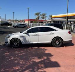 2015 Ford Taurus