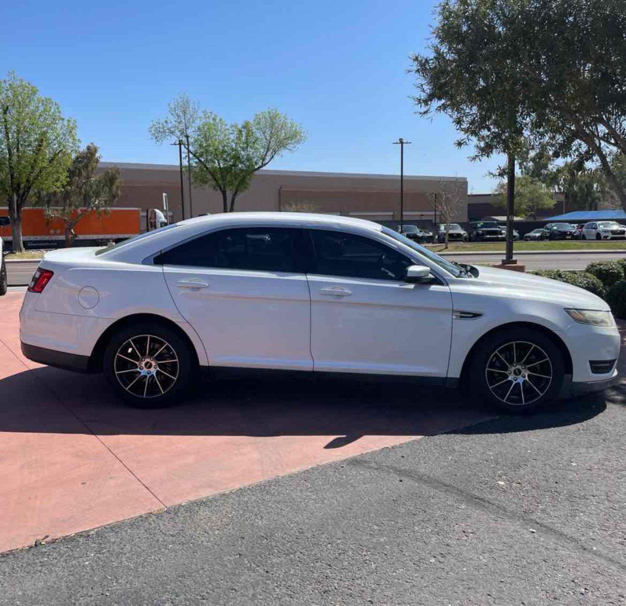 2015 Ford Taurus