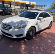 2015 Ford Taurus