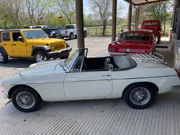1966 MG B