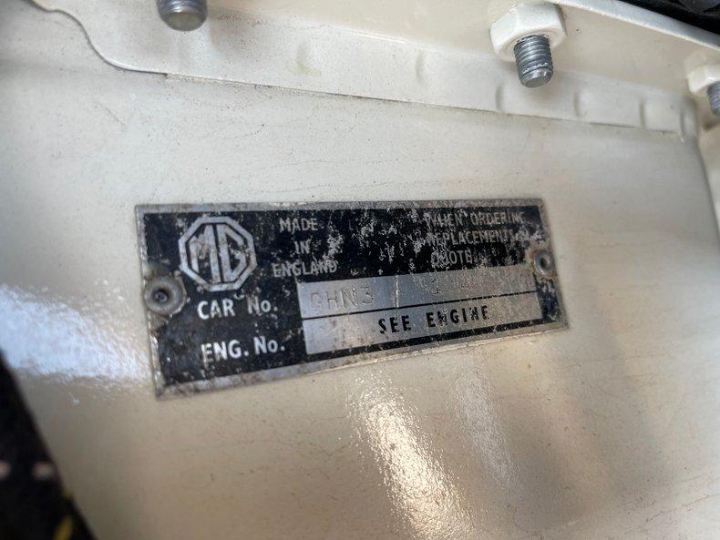 1966 MG B