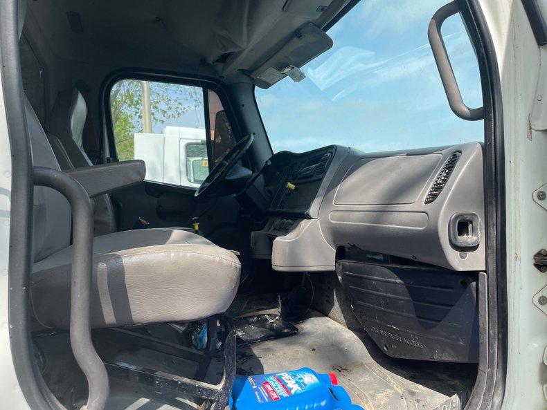 2006 Freightliner M2  Business Class 106 Medium Duty