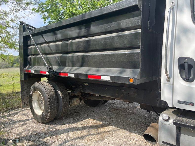 2006 Freightliner M2  Business Class 106 Medium Duty