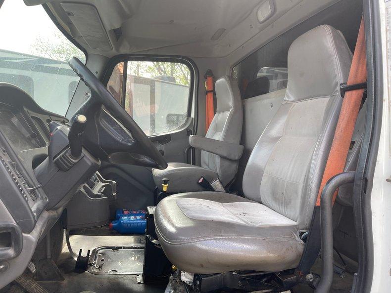 2006 Freightliner M2  Business Class 106 Medium Duty