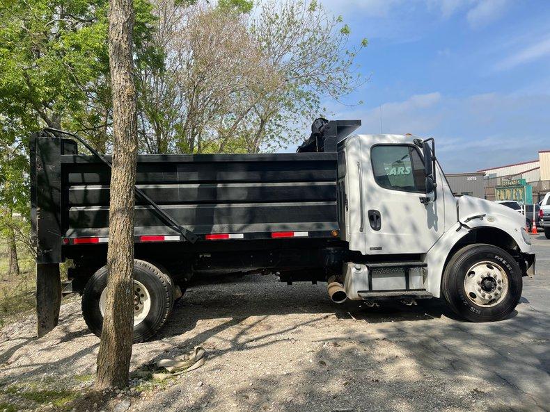 2006 Freightliner M2  Business Class 106 Medium Duty