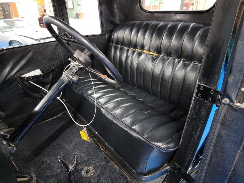 1925 Ford Model T Doctor's Coupe