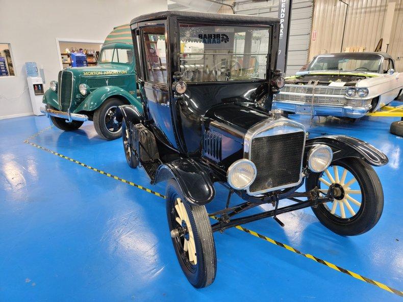 1925 Ford Model T Doctor's Coupe