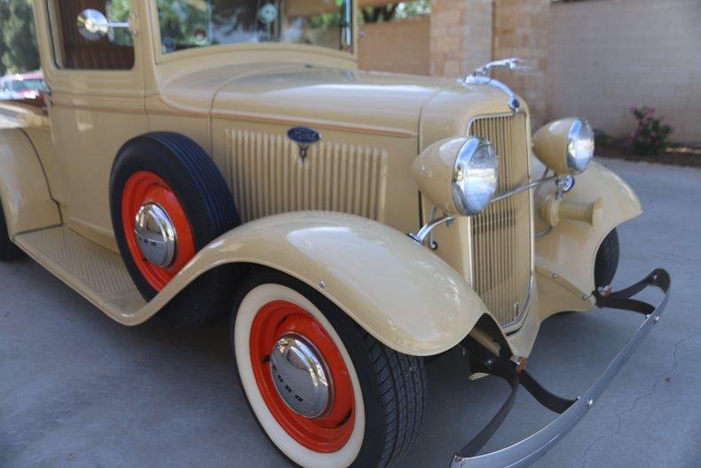 1934 Ford Model 46 Custom