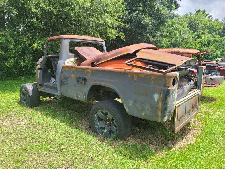 1951 International Unknown
