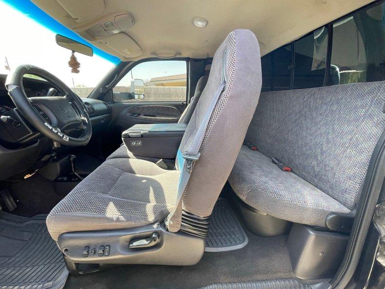 2000 Dodge Ram 2500 Laramie SLT