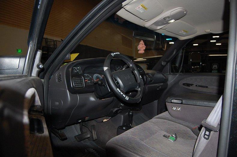 2000 Dodge Ram 2500 Laramie SLT