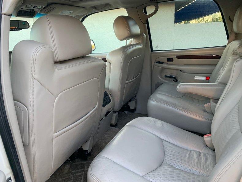 2003 Cadillac Escalade