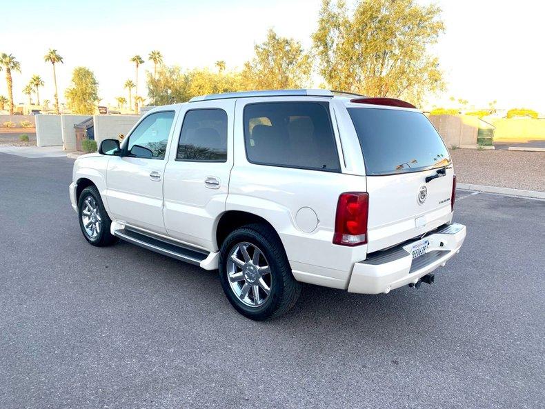 2003 Cadillac Escalade