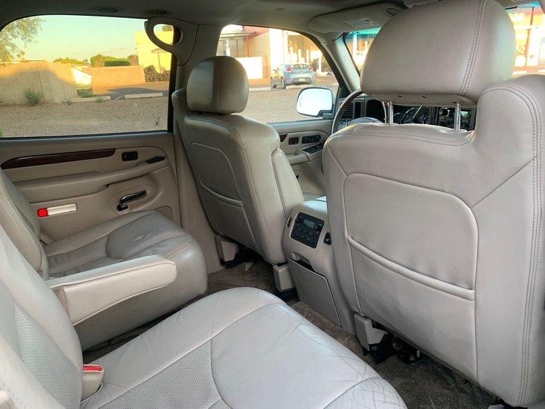 2003 Cadillac Escalade
