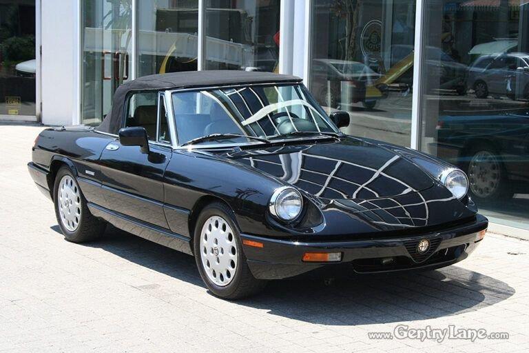 1992 Alfa Romeo Spider Veloce