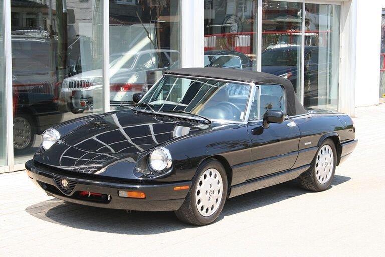 1992 Alfa Romeo Spider Veloce