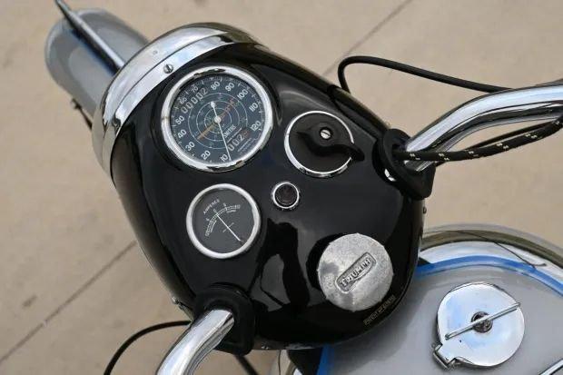 1952 Triumph 6T Thunderbird Motorcycle
